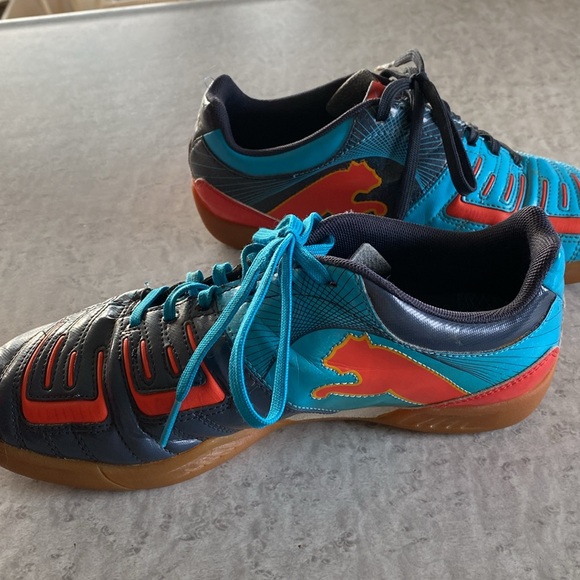 Puma indoor kids shoes - Picture 3 of 7